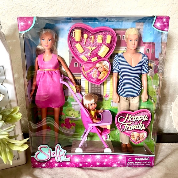 Staffi Doll and Family  Baby on the way - Picture 1 of 2